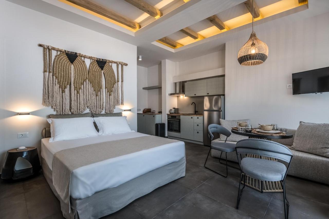 Vivere Luxury Suites Pera Gyalos Ngoại thất bức ảnh