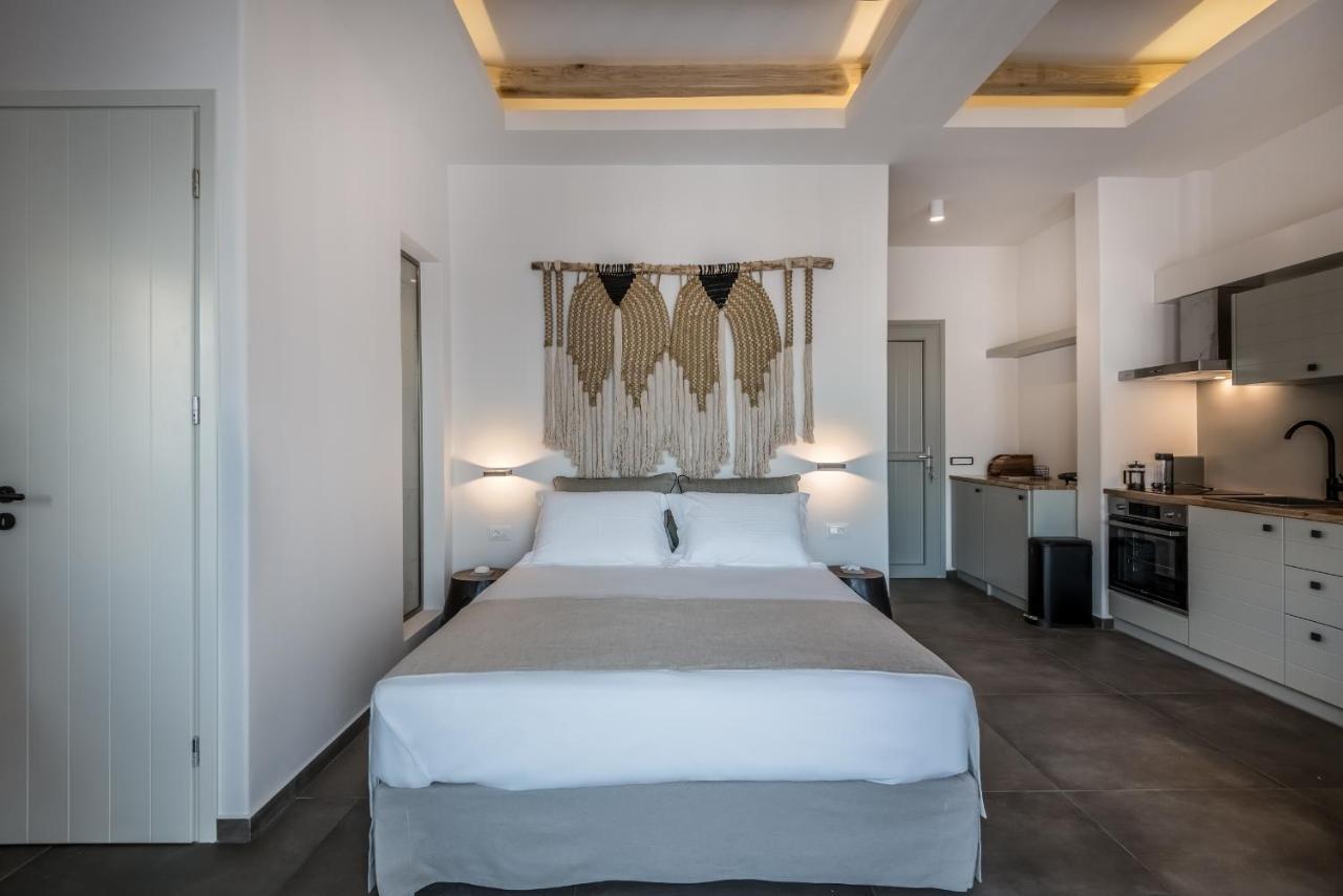 Vivere Luxury Suites Pera Gyalos Ngoại thất bức ảnh