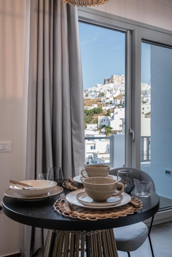 Vivere Luxury Suites Pera Gyalos Ngoại thất bức ảnh