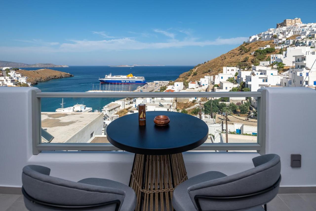 Vivere Luxury Suites Pera Gyalos Ngoại thất bức ảnh