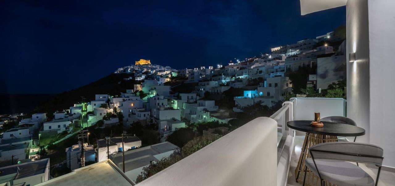 Vivere Luxury Suites Pera Gyalos Ngoại thất bức ảnh
