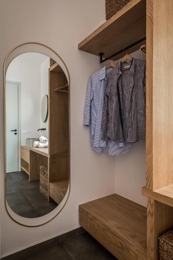 Vivere Luxury Suites Pera Gyalos Ngoại thất bức ảnh